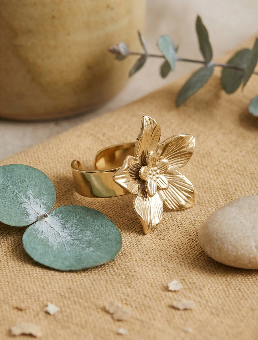 Bague style fleur de cerisier - Or