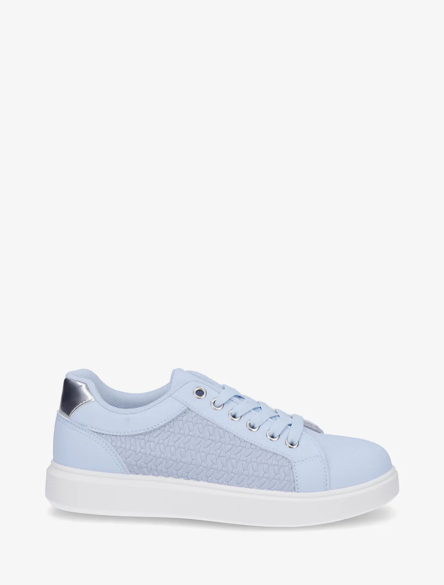 Baskets en simili effet tissé - Bleu ciel