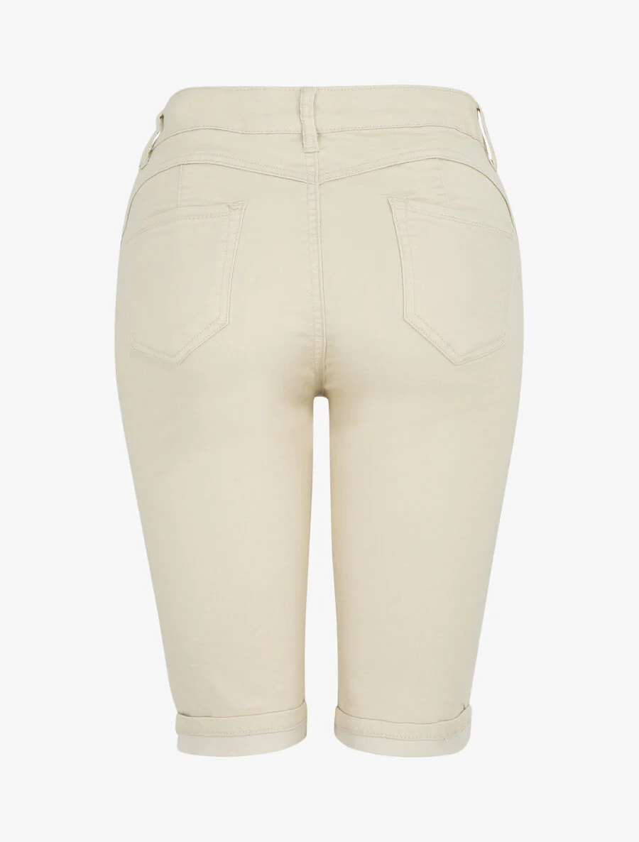 Bermuda push up uni à ourlets - Beige - Image 2