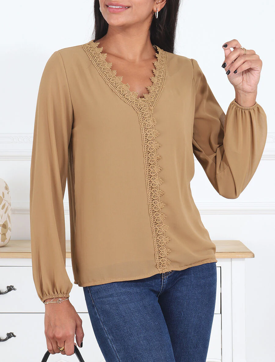 Blouse en voile unie à col brodé - Camel - Image 4