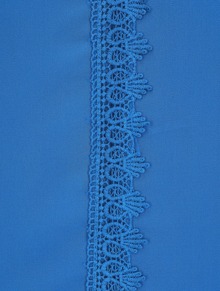 Blouse en voile unie à col brodé - Bleu roi - Image 3