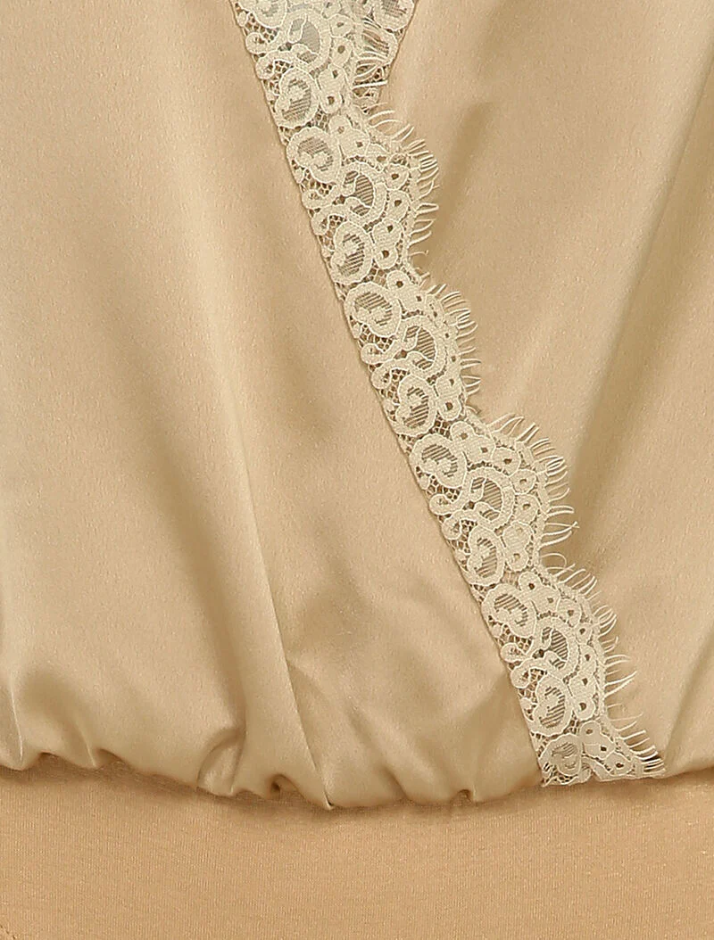Body satiné à bords en dentelle - Beige - Image 3
