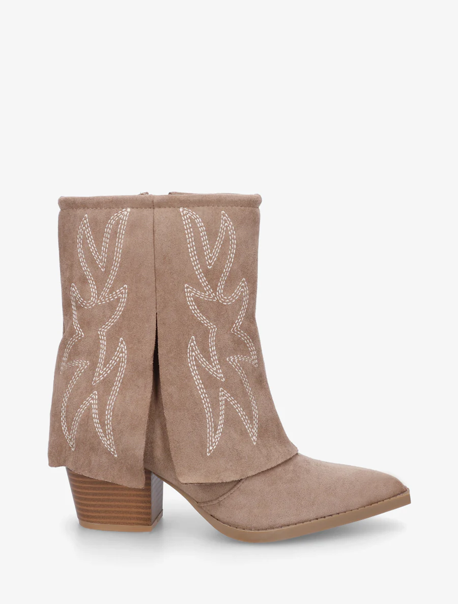 Bottines style santiags à broderies fantaisies - Taupe