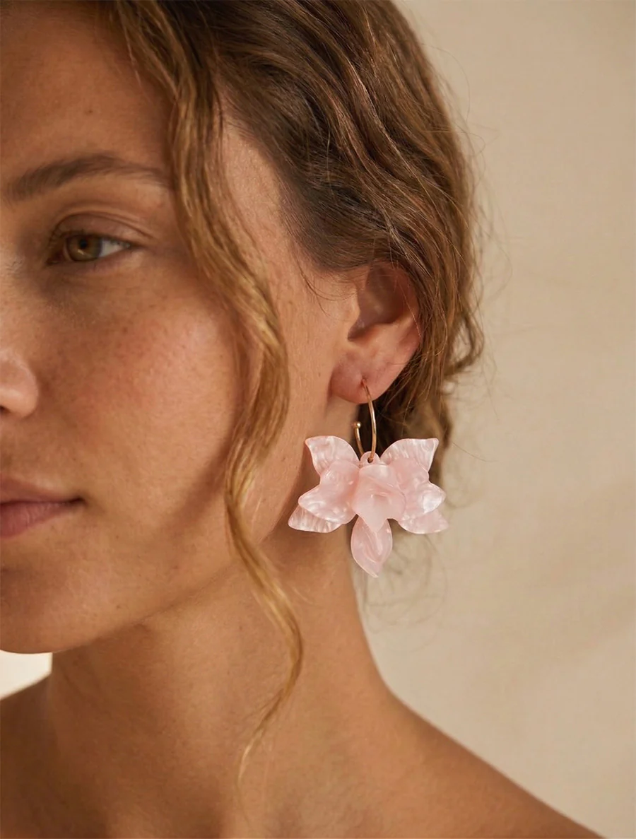 Boucles d'oreilles à motif fleurs - Rose