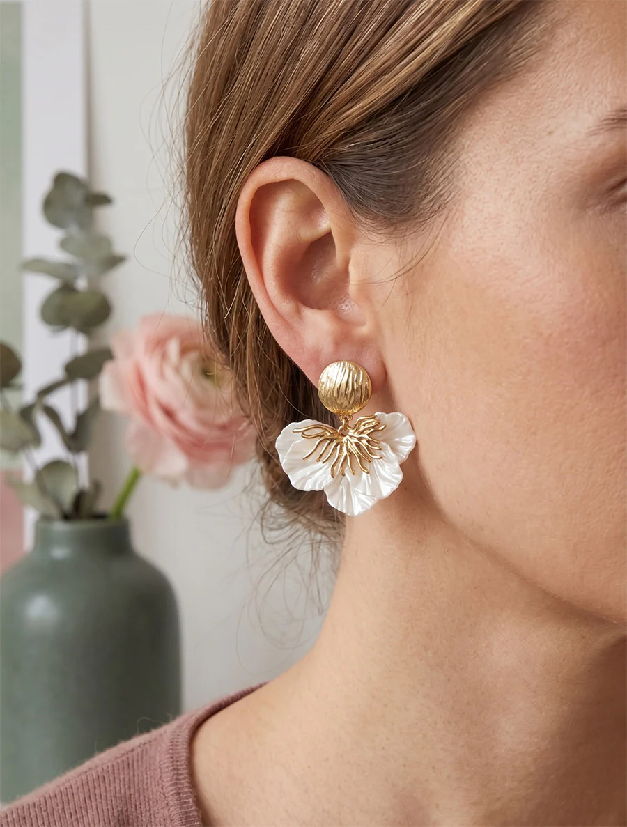 Boucles d'oreilles algues et pétales - Or/blanc