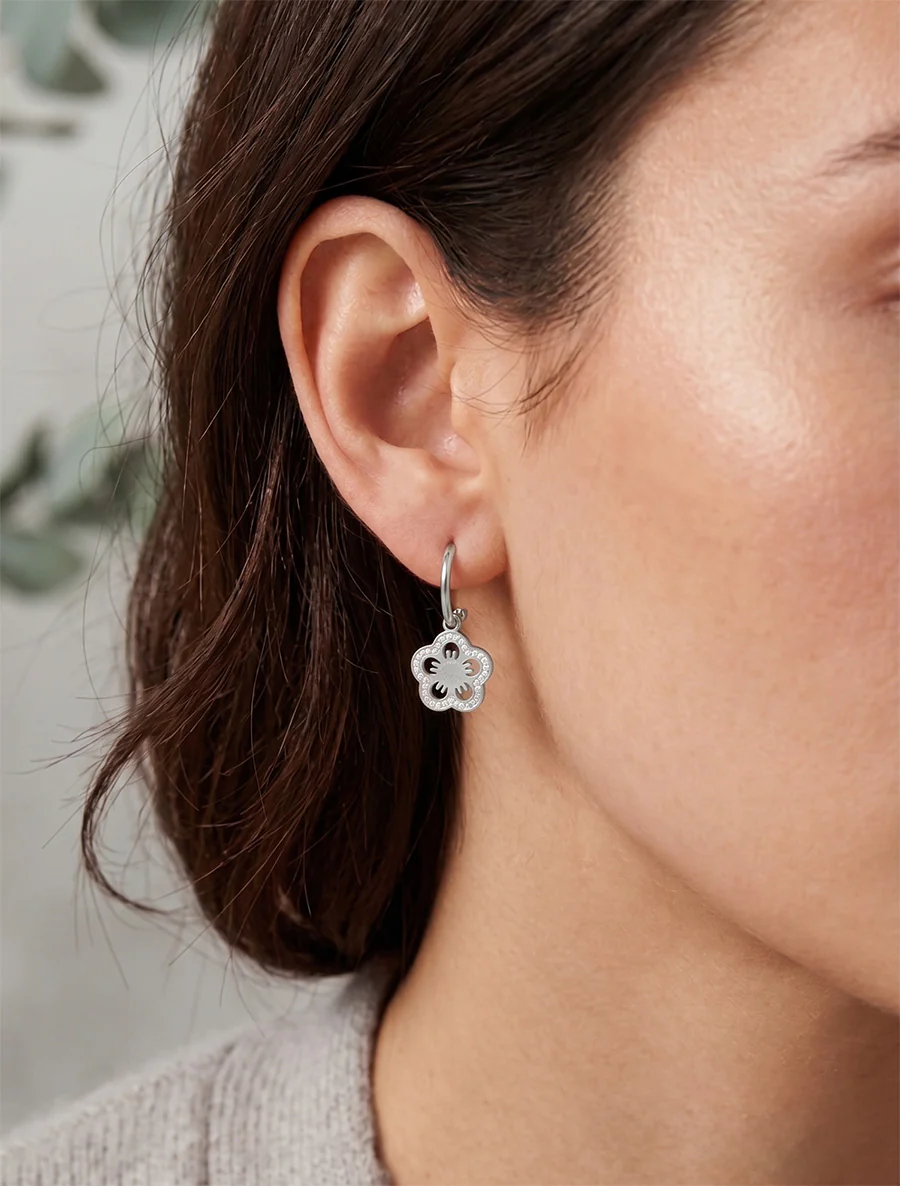 Boucles d'oreilles pendantes fleurs - Argent