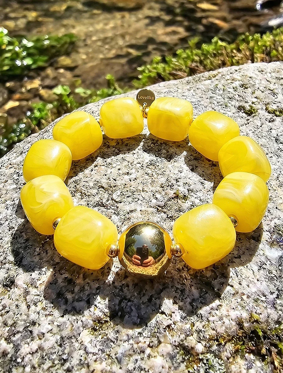 Bracelet à perles en résine et métal - Jaune
