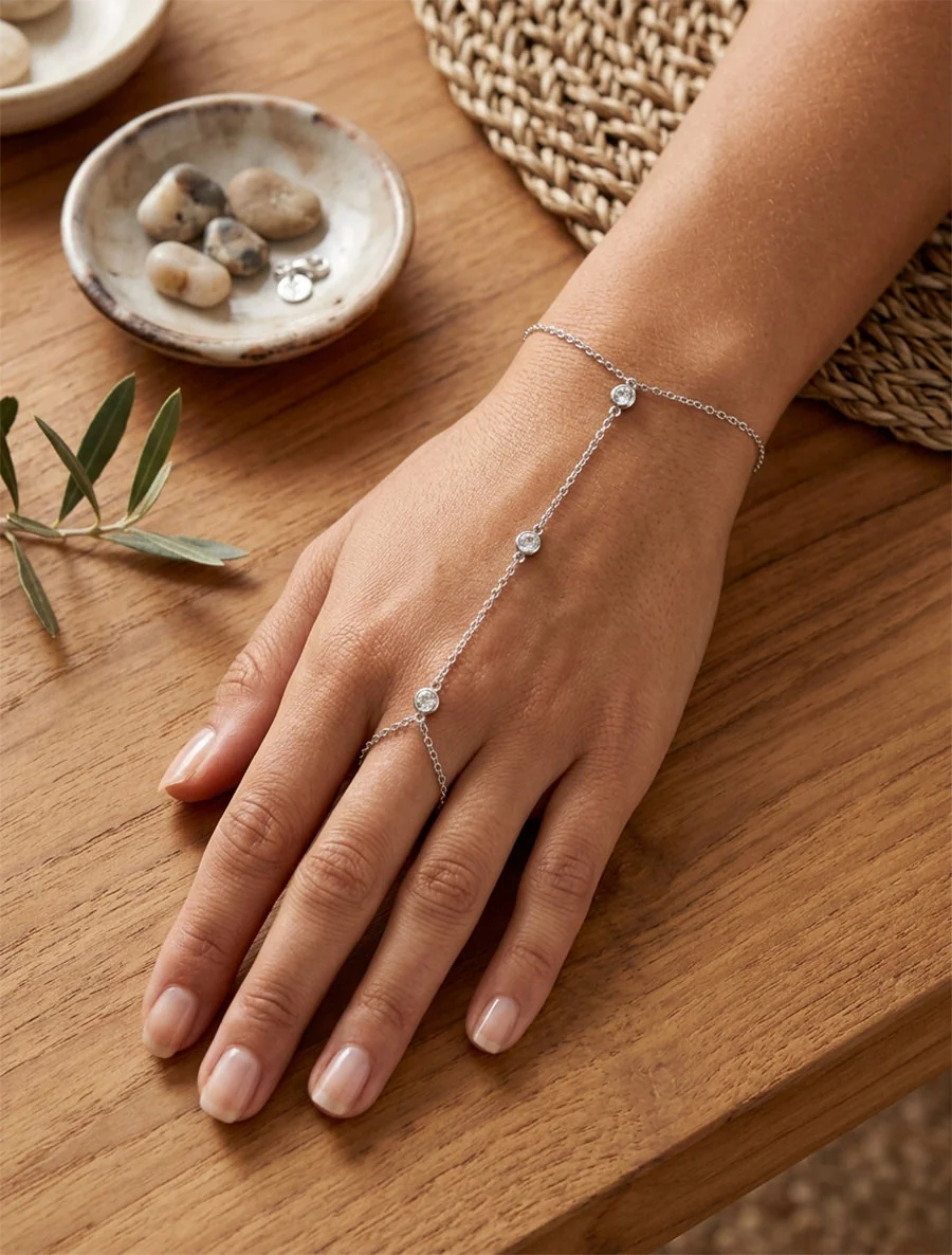 Chaîne de main à zircons blancs - Argent