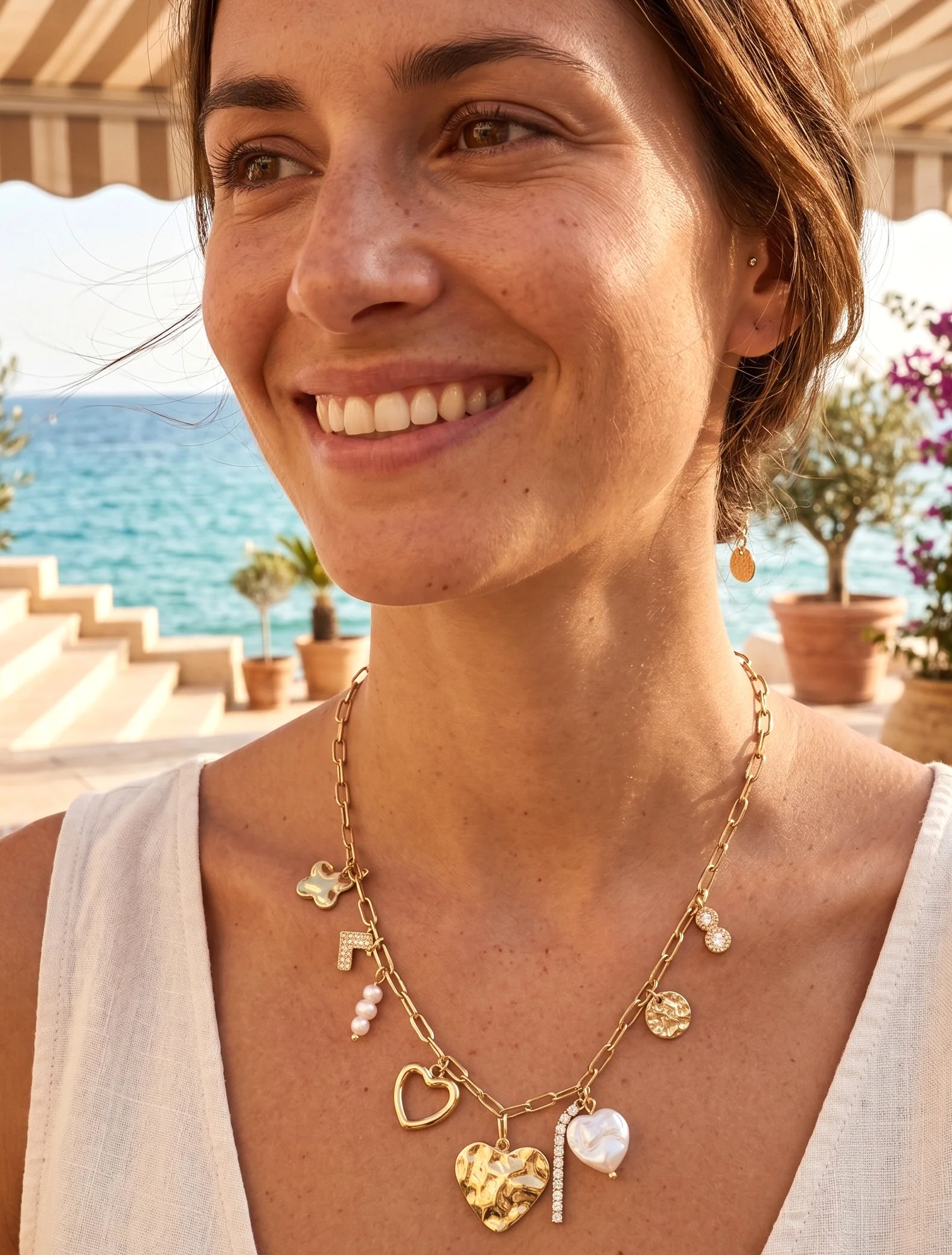 Collier à charms coeurs et strass - Or