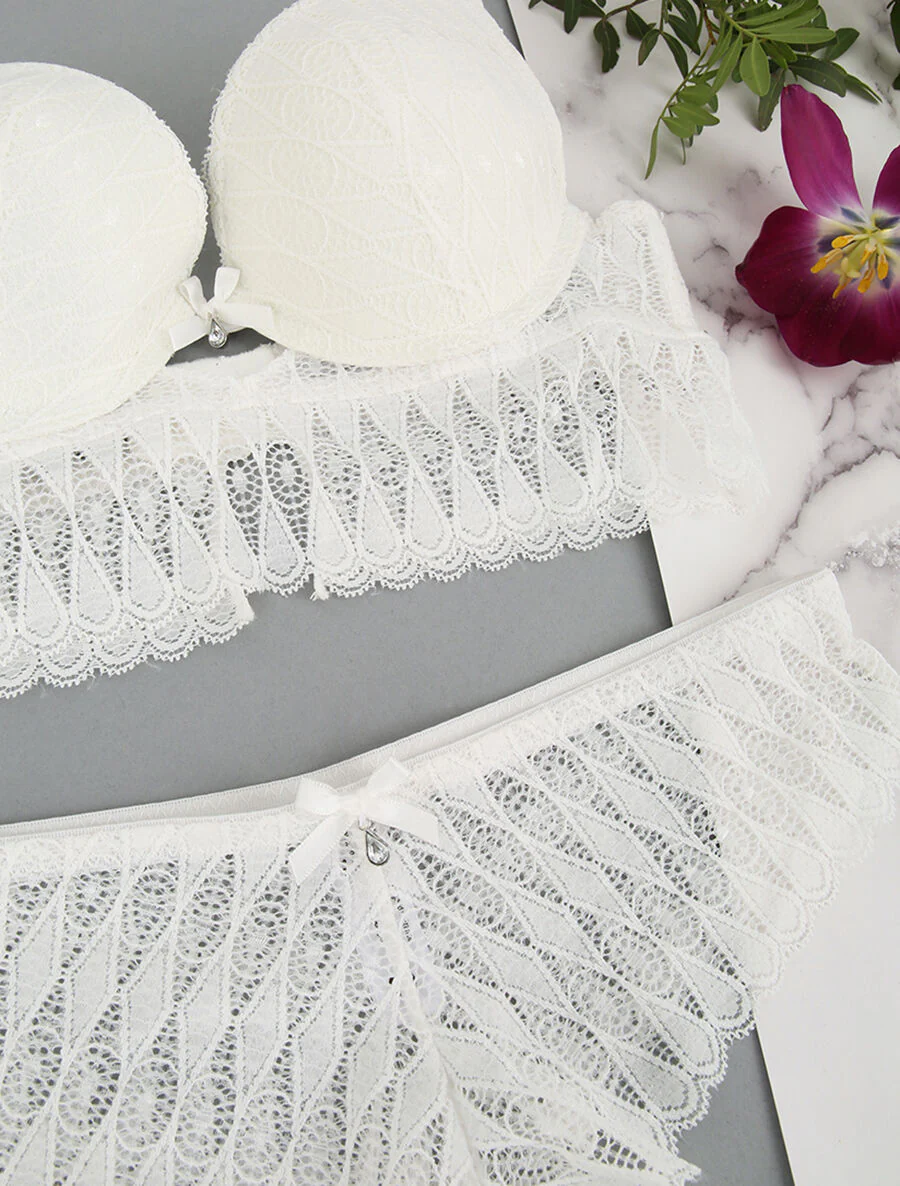 Ensemble à large empiècement dentelle - Blanc - Image 3