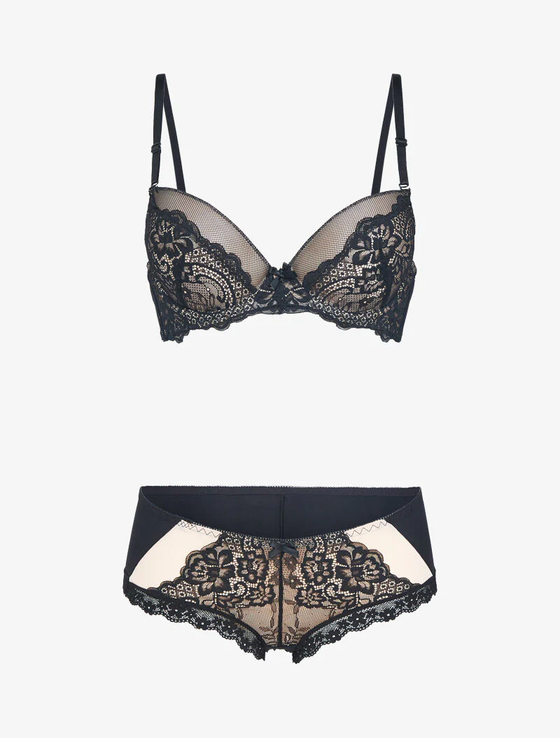 Ensemble emboitant en résille et dentelle - beige