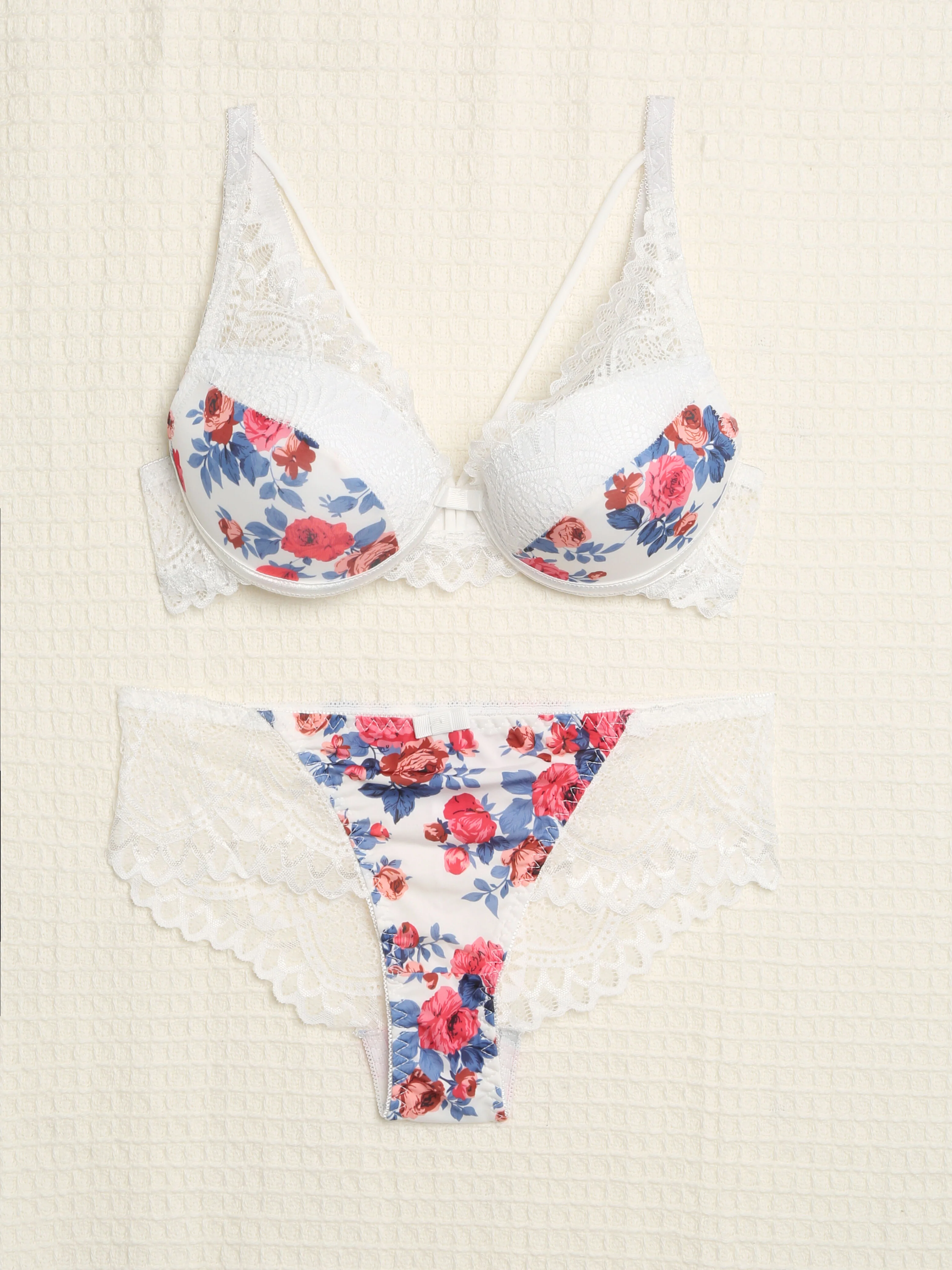 Ensemble imprimé roses et lace out - Blanc