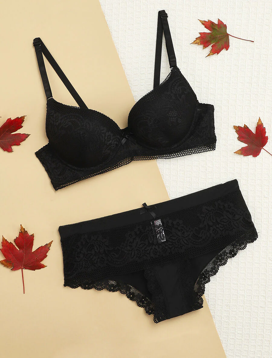 Ensemble push-up à broderie fleurie et shorty - Noir