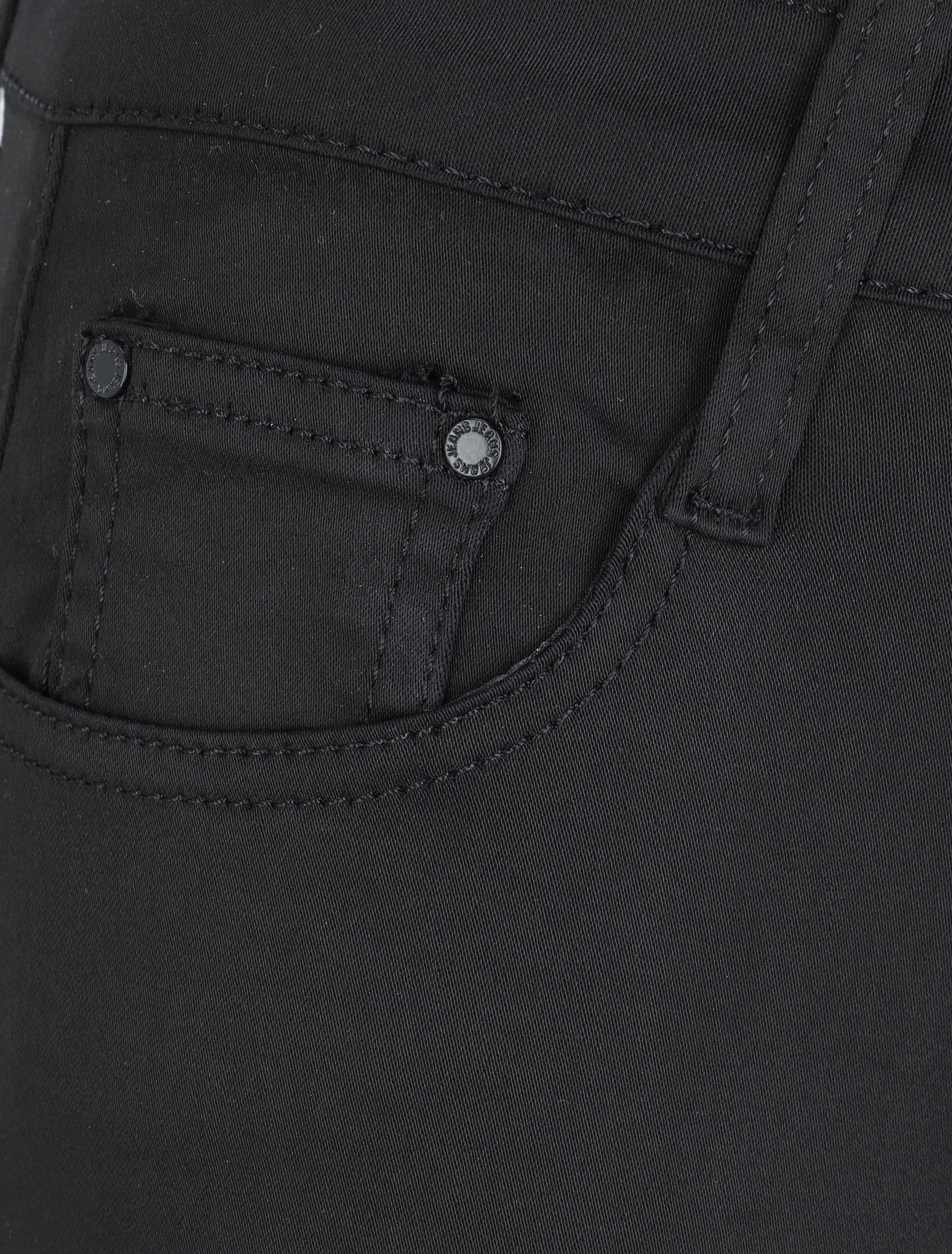 Jean skinny effet satiné - Noir - Image 3