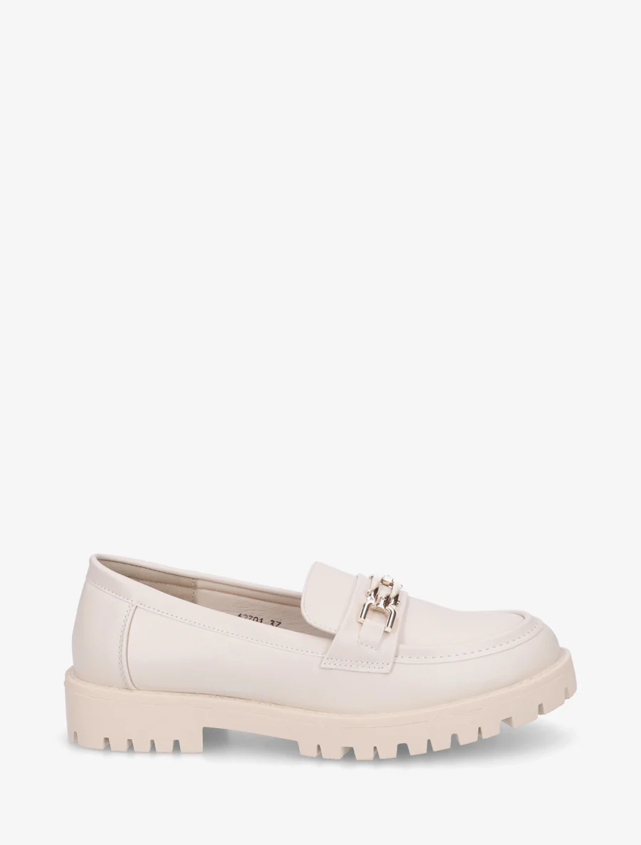 Mocassins en simili à boucle métallique - Beige
