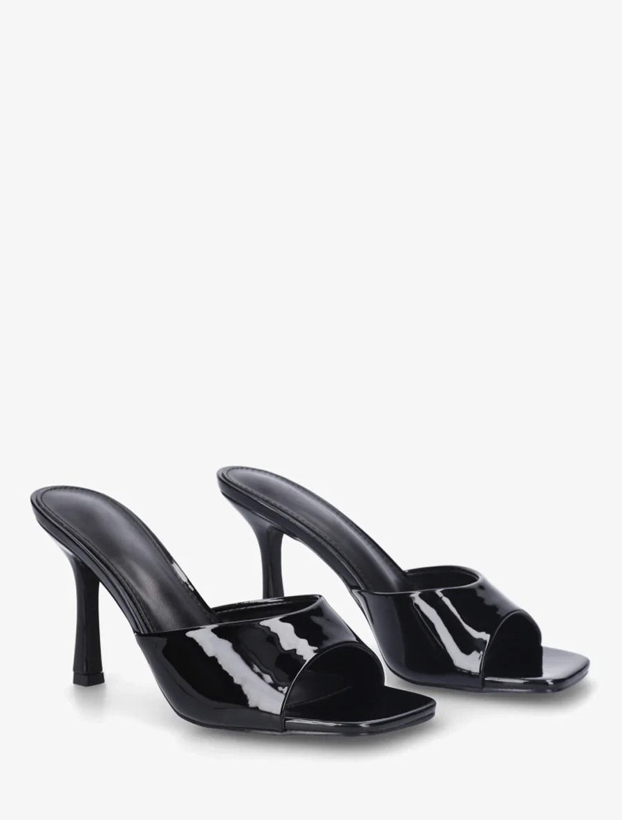 Mules vernies à talon aiguille - Noir - Image 4