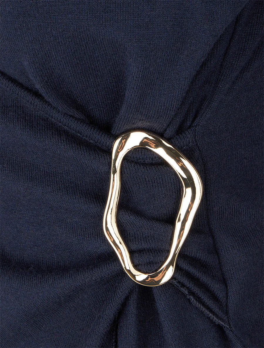 Pull cache-coeur à boucle - Marine - Image 3