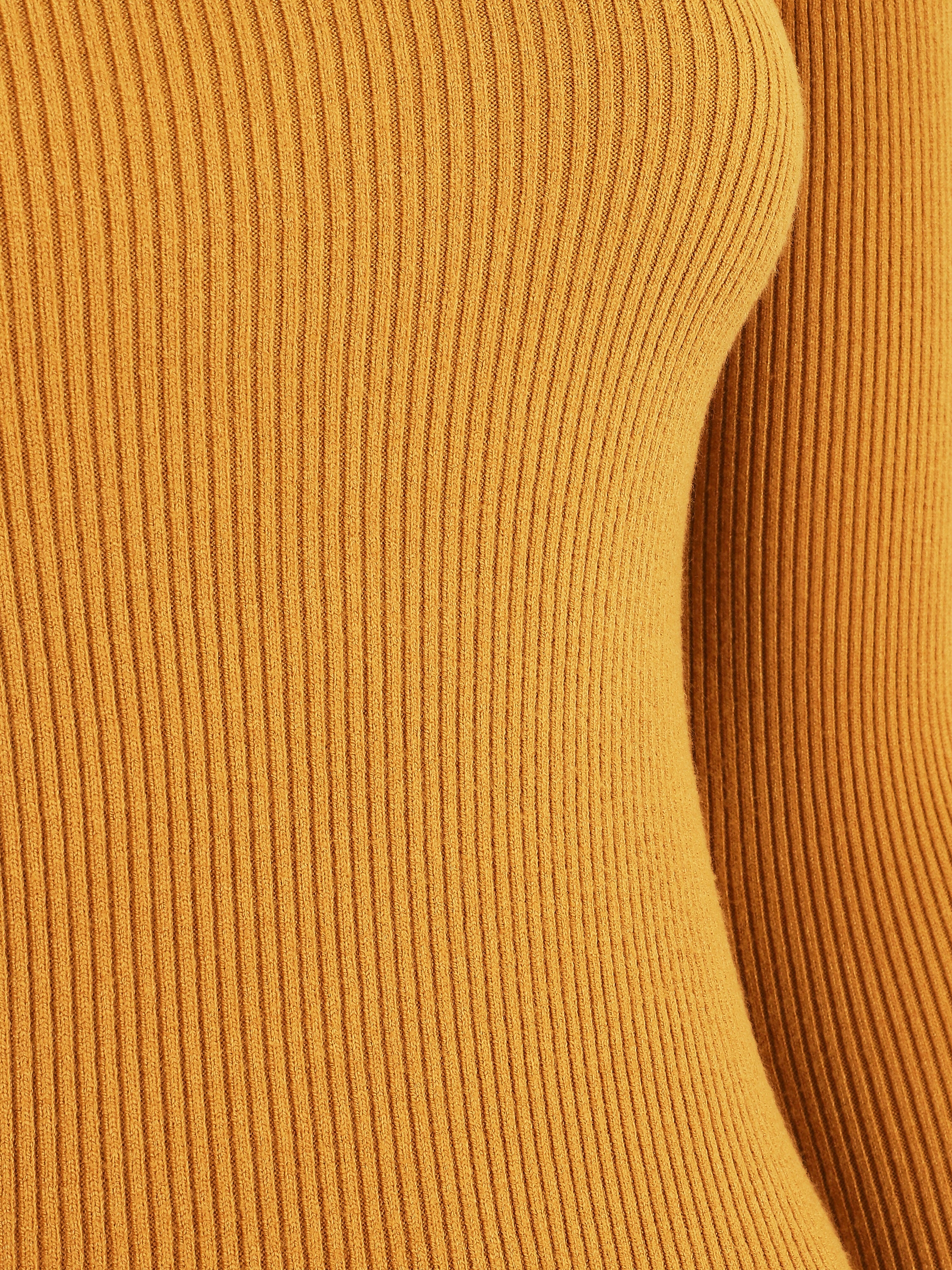 Pull col montant et décolleté ajouré - Moutarde - Image 3