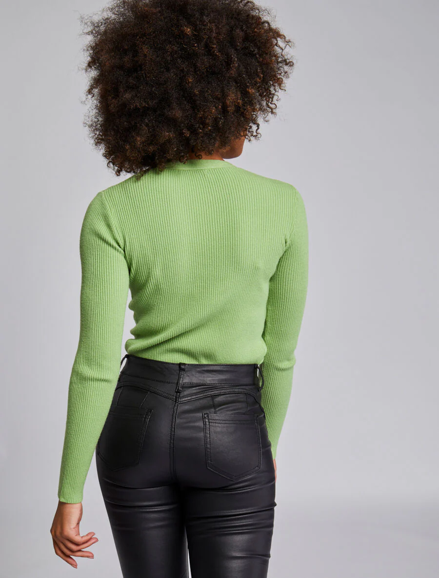 Pull côtelé à col V boutonné - Vert pomme - Image 5