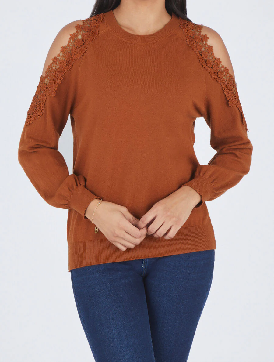 Pull épaules ajourées en dentelle - Terre de sienne