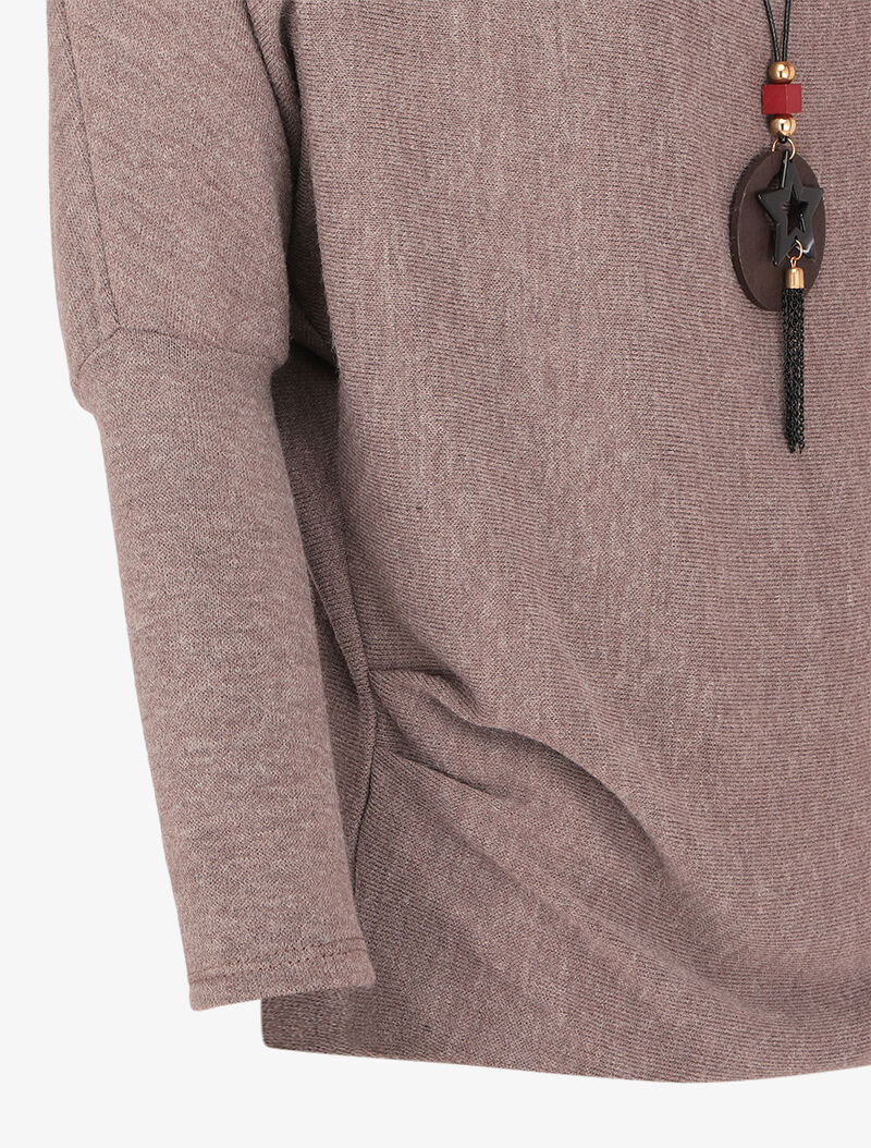Pull fin à col bénitier et manches dolman - Taupe - Image 3