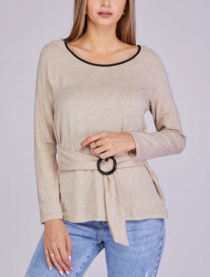 Pull stretch uni avec ceinture stylisée - Beige
