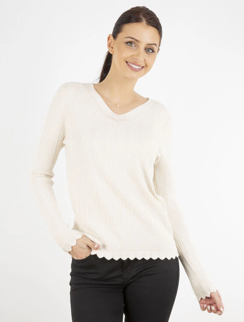 Pull texturé à bords ondulés - beige