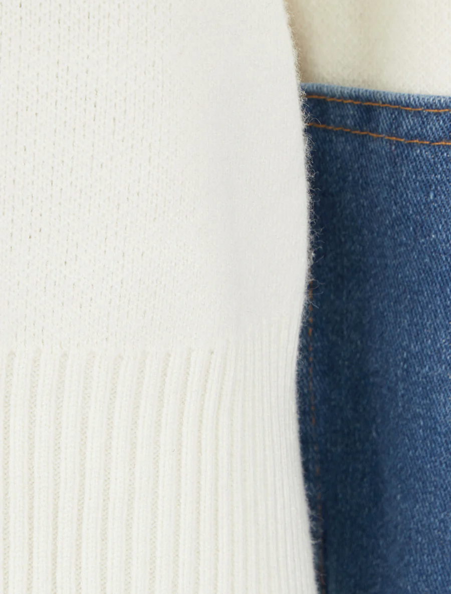 Pull uni à empiècement denim - Blanc - Image 3