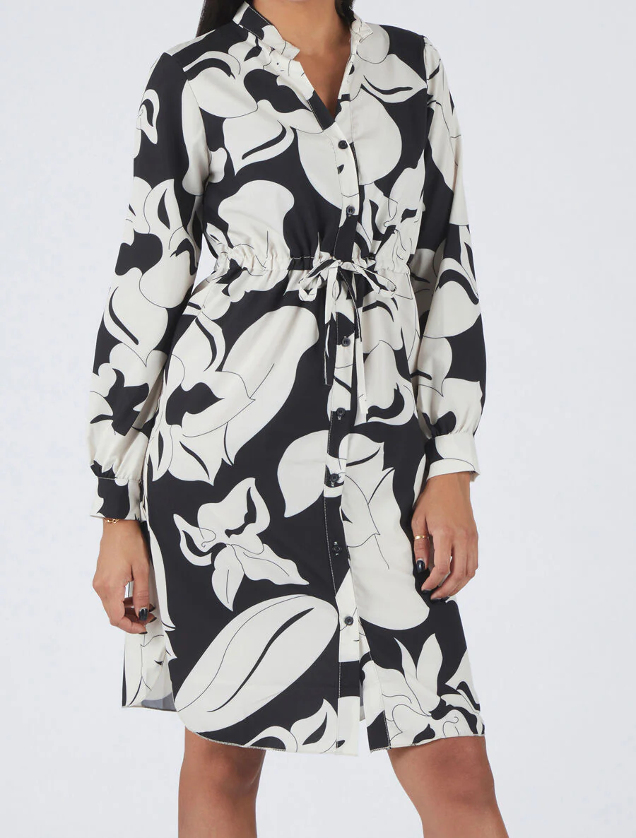 Robe chemise à taille élastiquée imprimé grandes fleurs - Noir - Image 4