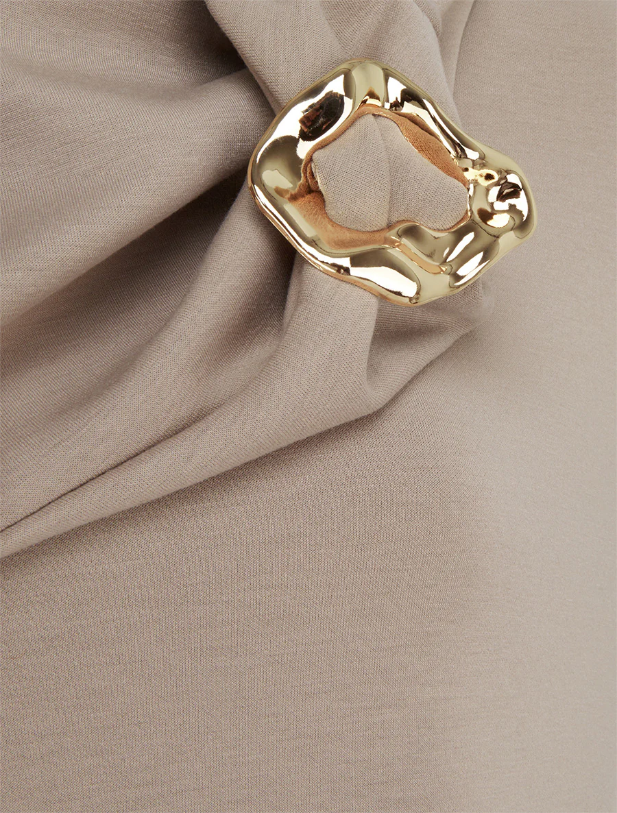 Robe fourreau à empiècement bijou - Beige - Image 3