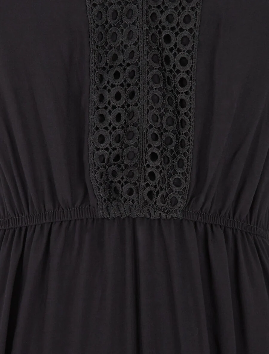 Robe longue évasée à empiècements en dentelle ajourée - Noir - Image 3