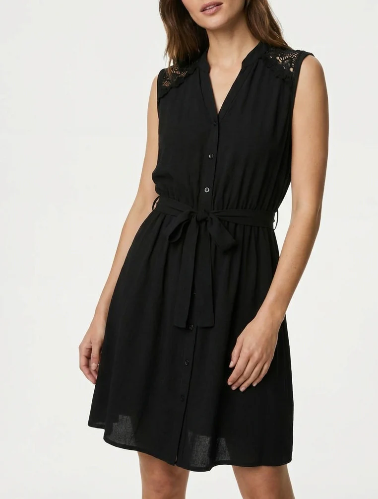 Robe mi-longue boutonnée sans manches - Noir - Image 4