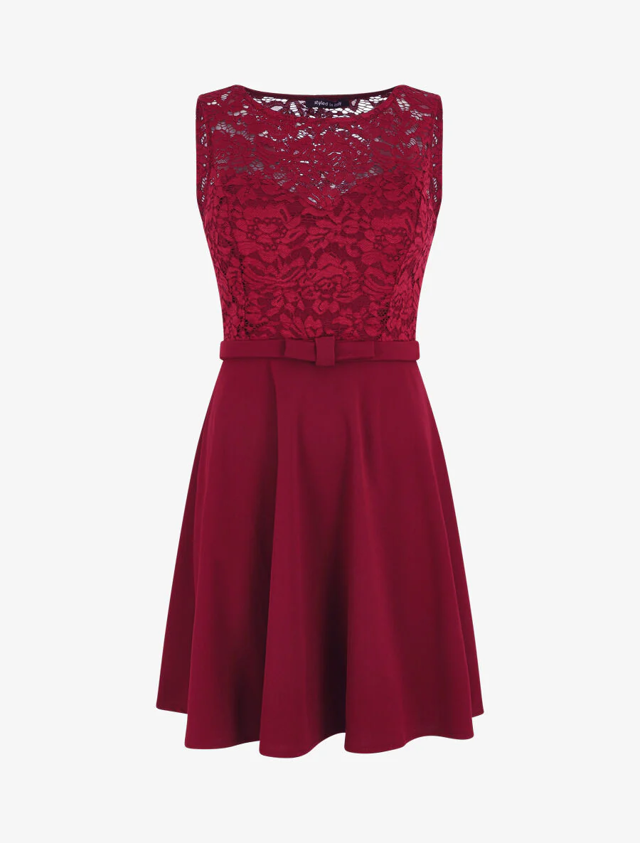 Robe patineuse à buste en dentelle - Bordeaux