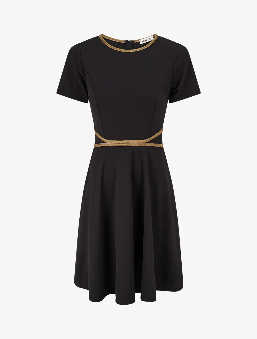 Robe patineuse à taille soulignée - Noir