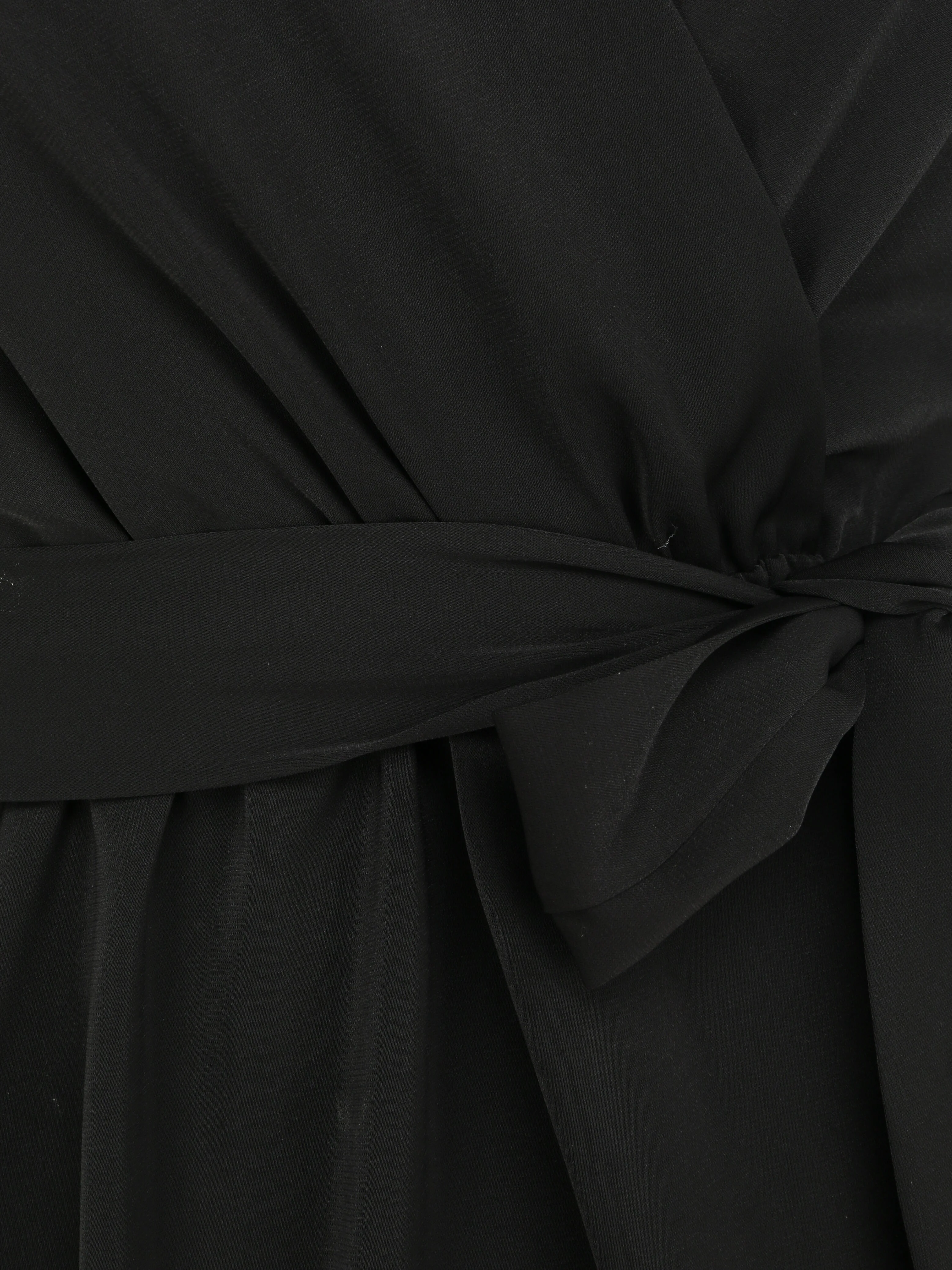 Robe patineuse courte à manches courtes volantées - Noir - Image 3