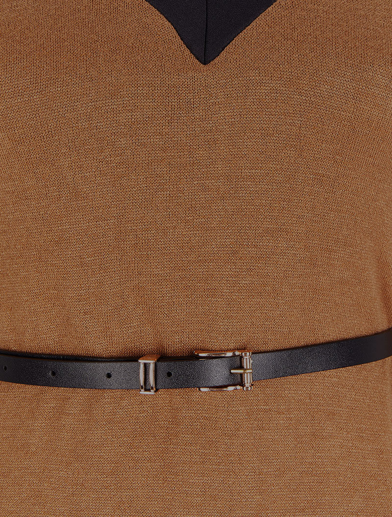 Robe pull à col V satiné - Camel - Image 3