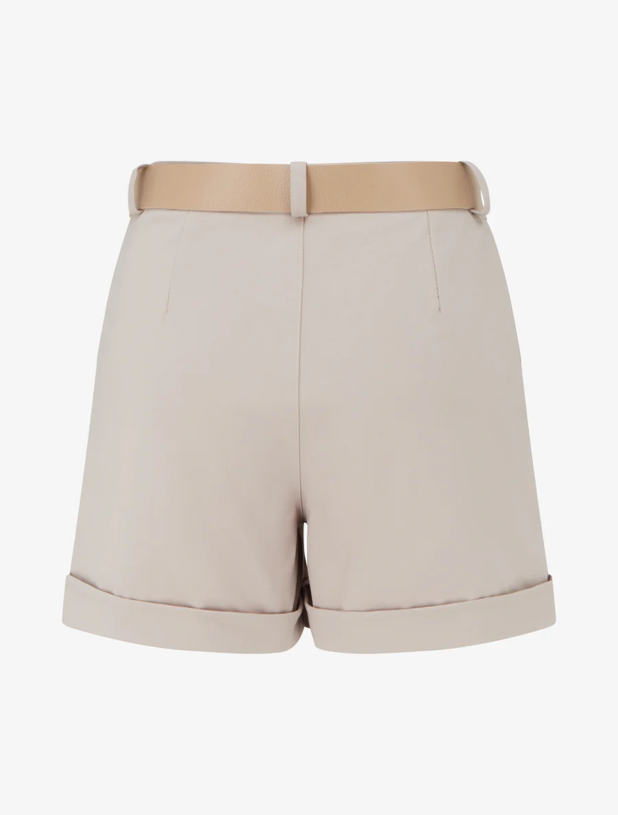 Short ceinturé à revers - Taupe - Image 2