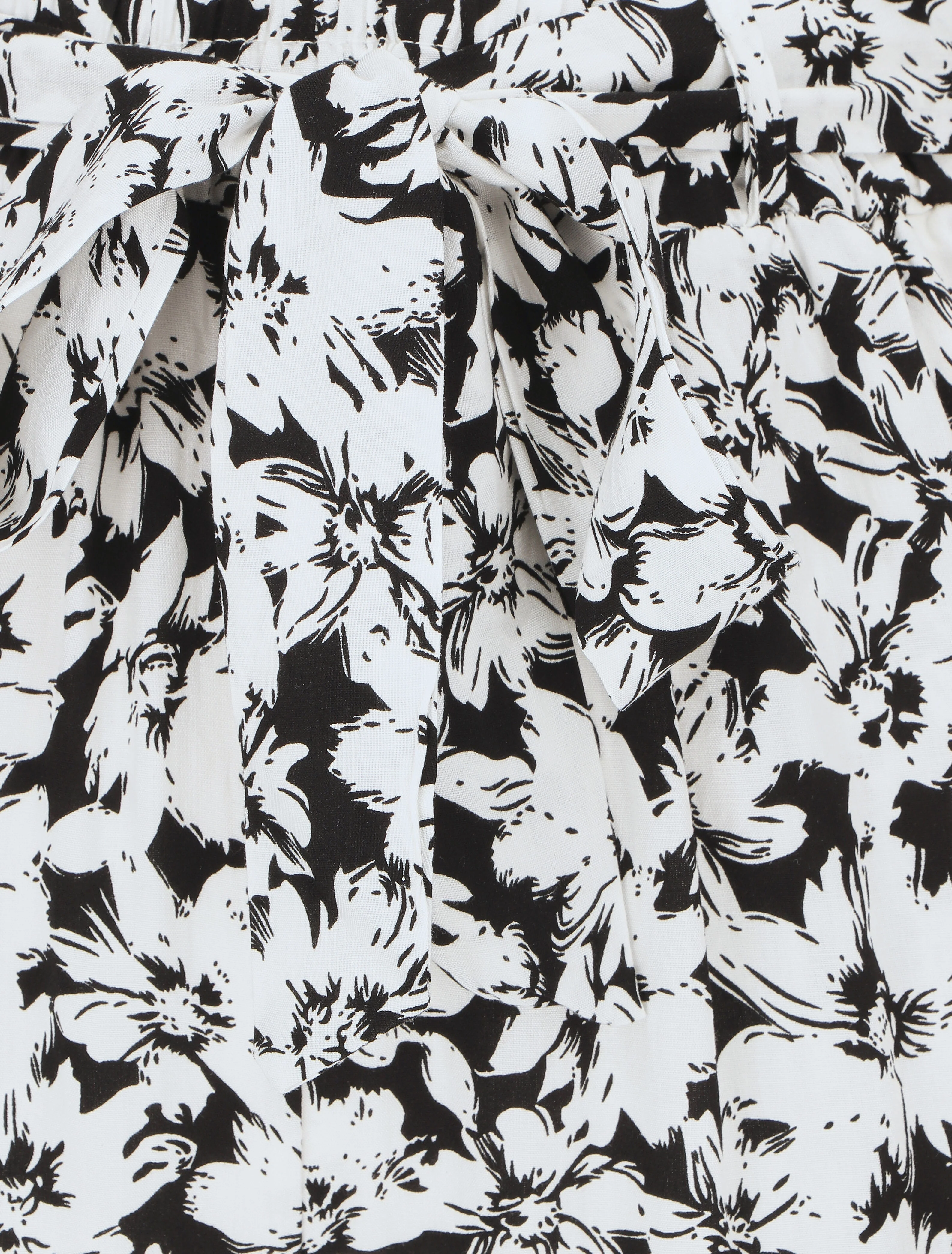 Short fluide imprimé fleurs et ceinturé - Blanc - Image 3