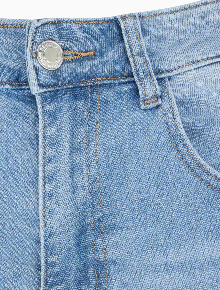 Short push en jean à bas effilochés - Bleu - Image 3