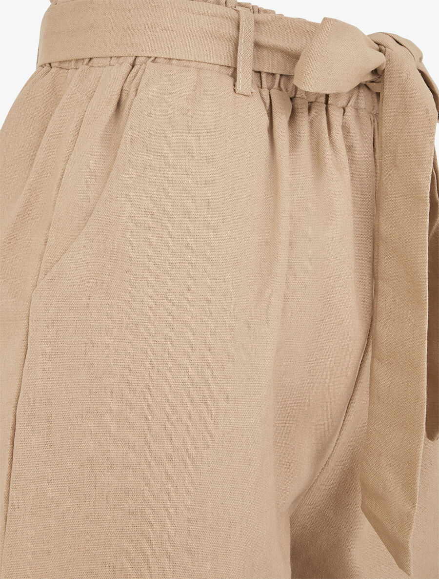Short uni à revers - Beige - Image 3