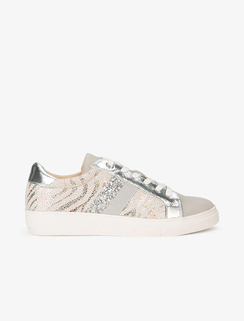 Sneakers à zébrures brillantes et gomme - argent