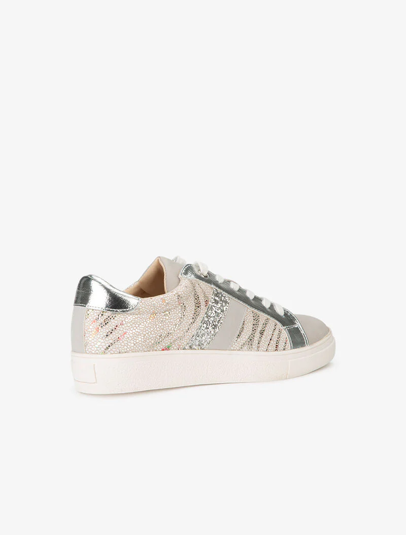 Sneakers à zébrures brillantes et gomme - argent - Image 4