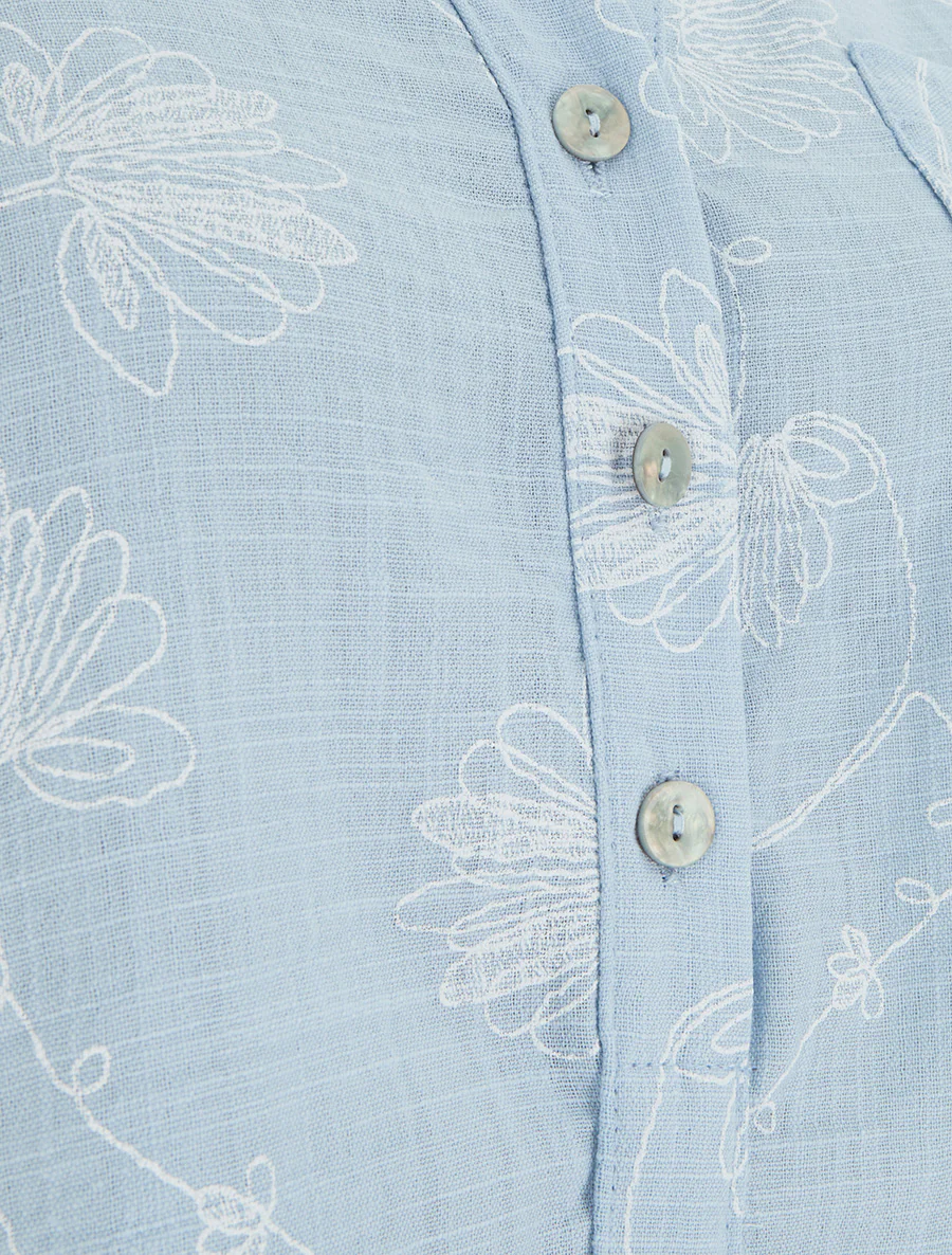Top en lin boutonné à broderie floral - Bleu ciel - Image 3